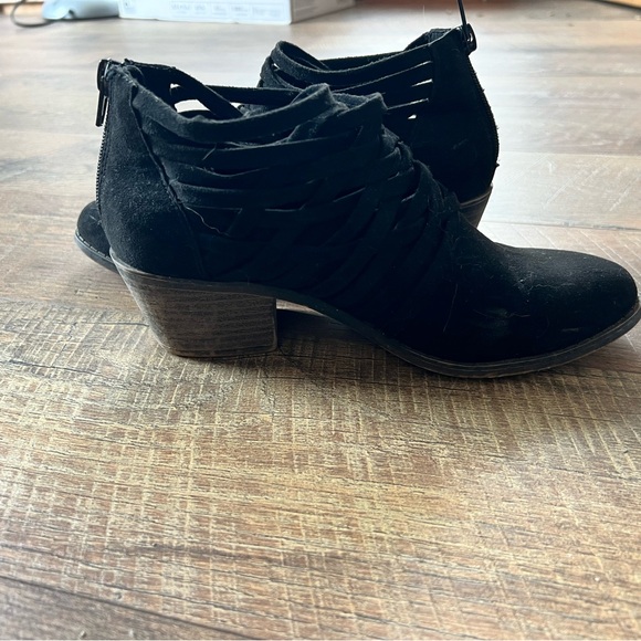 Fergalicious Black Ankle Booties - Picture 3 of 8